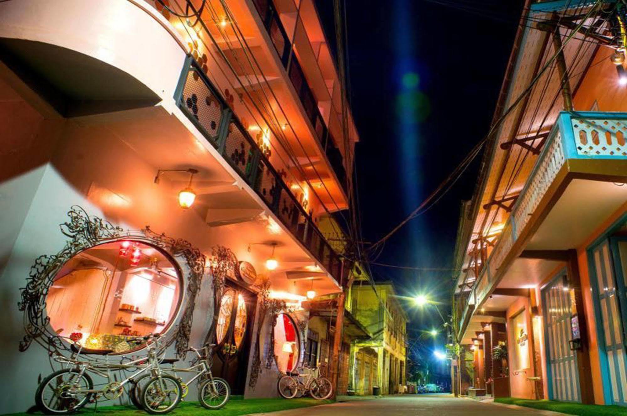 Tamajun Hotel Chanthaburi Esterno foto